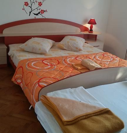 Apartment Valeria Lopar Ngoại thất bức ảnh