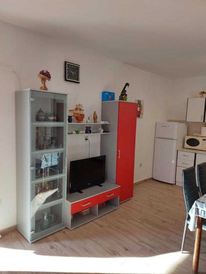 Apartment Valeria Lopar Ngoại thất bức ảnh
