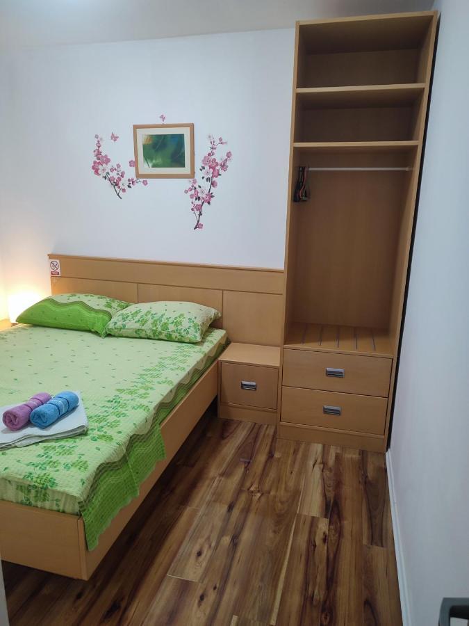 Apartment Valeria Lopar Ngoại thất bức ảnh